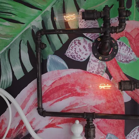 Lei *